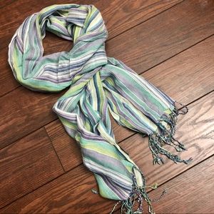 Lightweight striped scarf